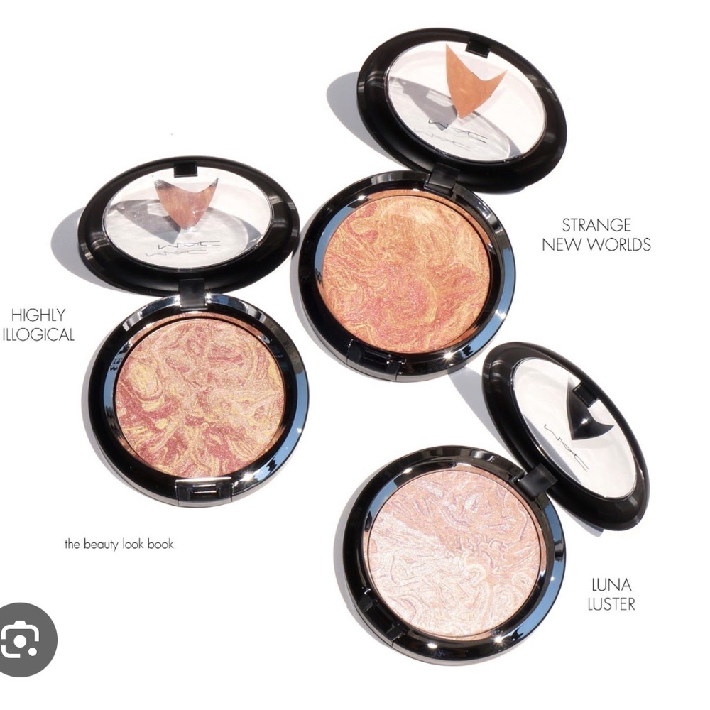 2 new MAC Startrek limited edition light fantastic powders